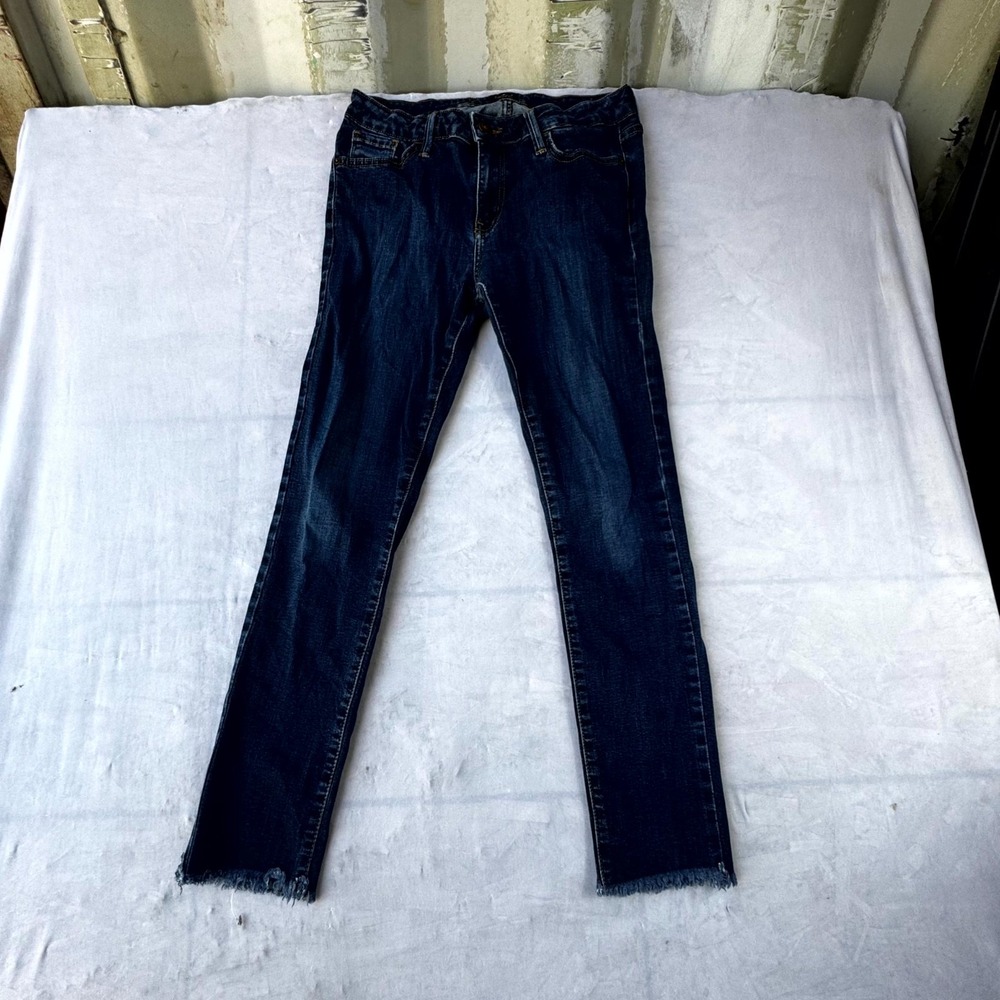 Just Black Jeans Women's 28 Blue Denim Medium Wash Skinny Leg Frayed Hem Travel